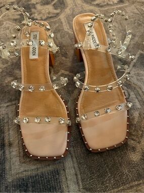 Steve Madden Clear Jeweled Block Heel Sandals - Nude/Clear Sz 8